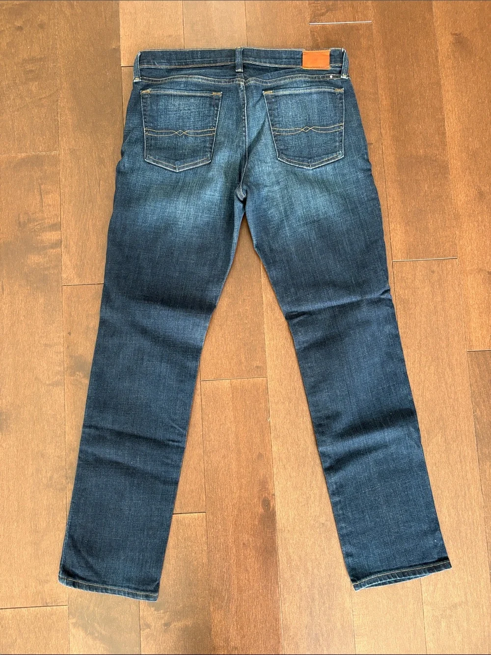 Lucky Brand Women's Dark Blue Straight Leg Jeans